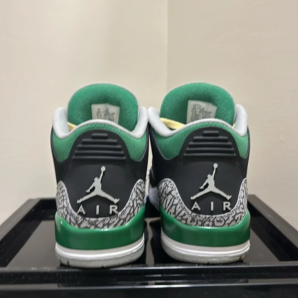 Jordan 3 retro ( Pine Green ) Size 10 US - Picture 3 of 9